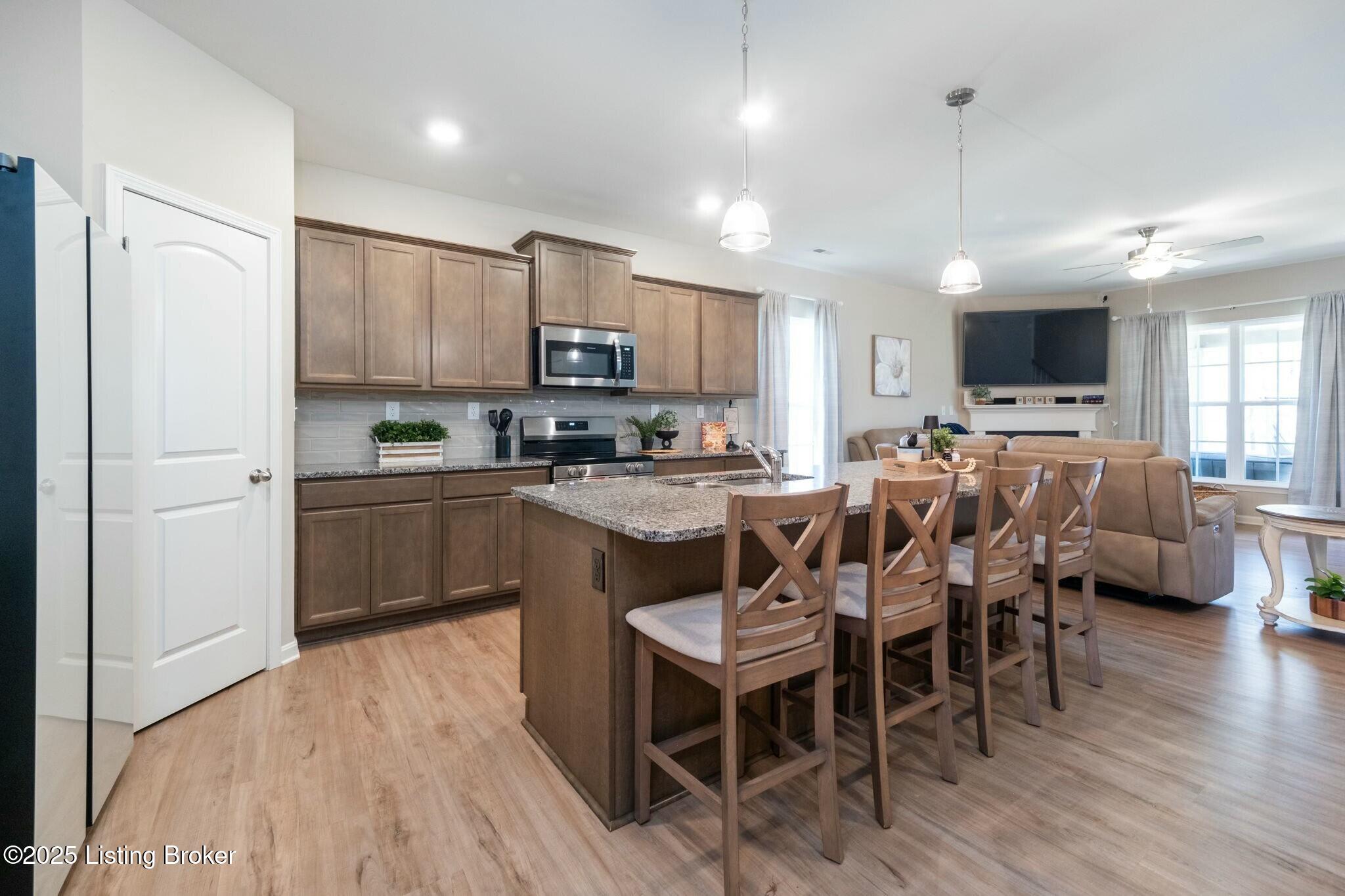 8428 Gateway Run Rd, Louisville, Kentucky image 8