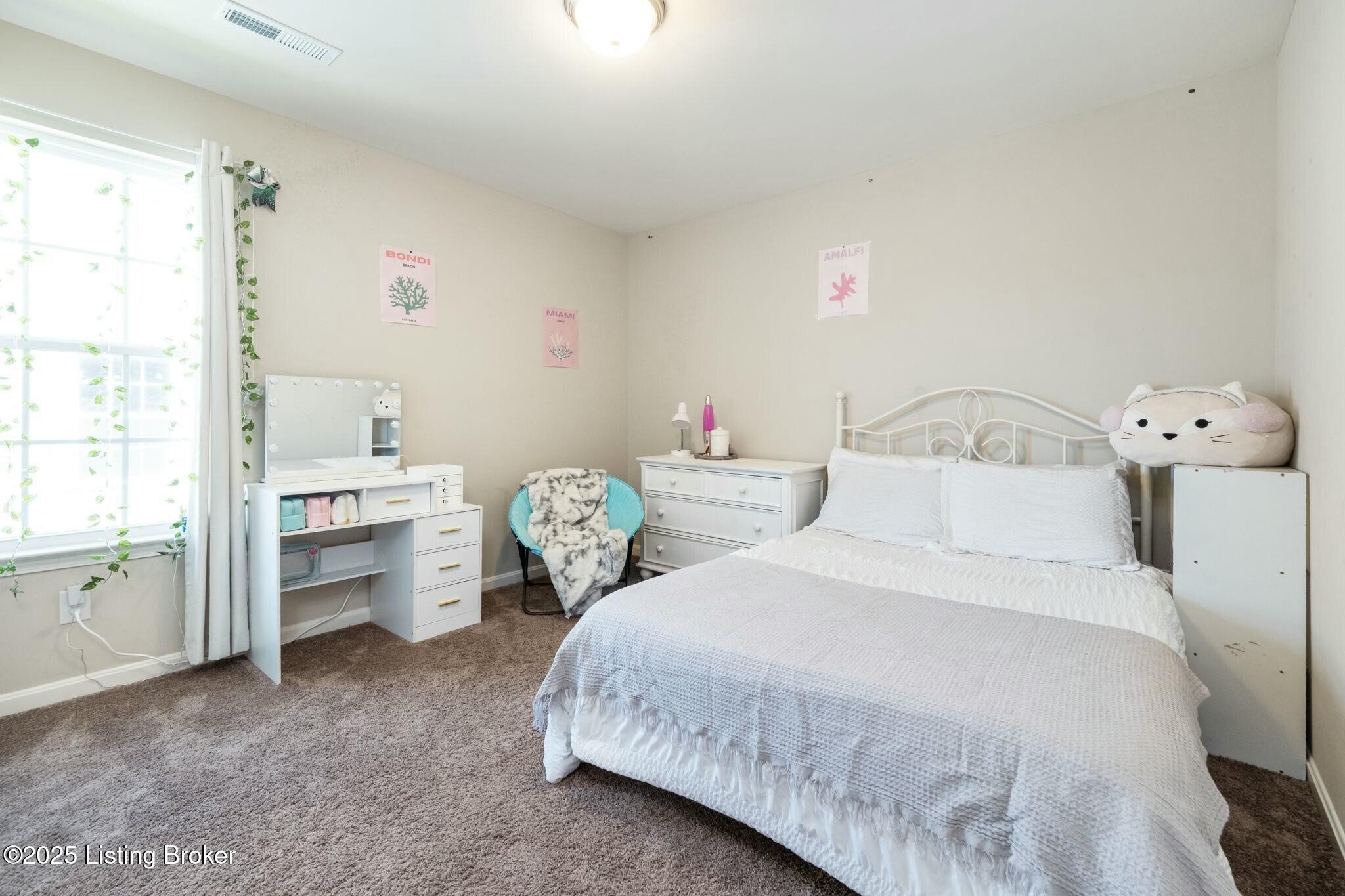 8428 Gateway Run Rd, Louisville, Kentucky image 35