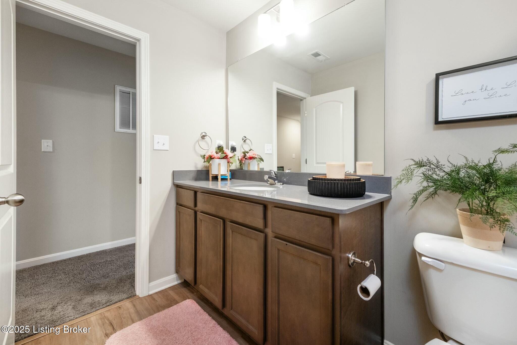 8428 Gateway Run Rd, Louisville, Kentucky image 38