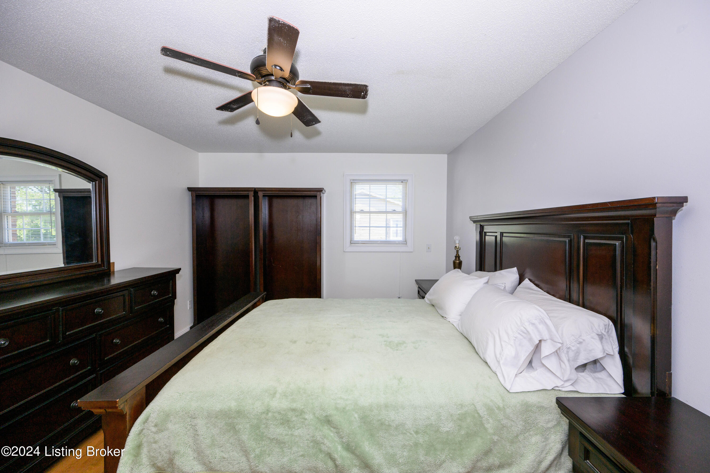 1387 S Logsdon Pkwy, Radcliff, Kentucky image 41