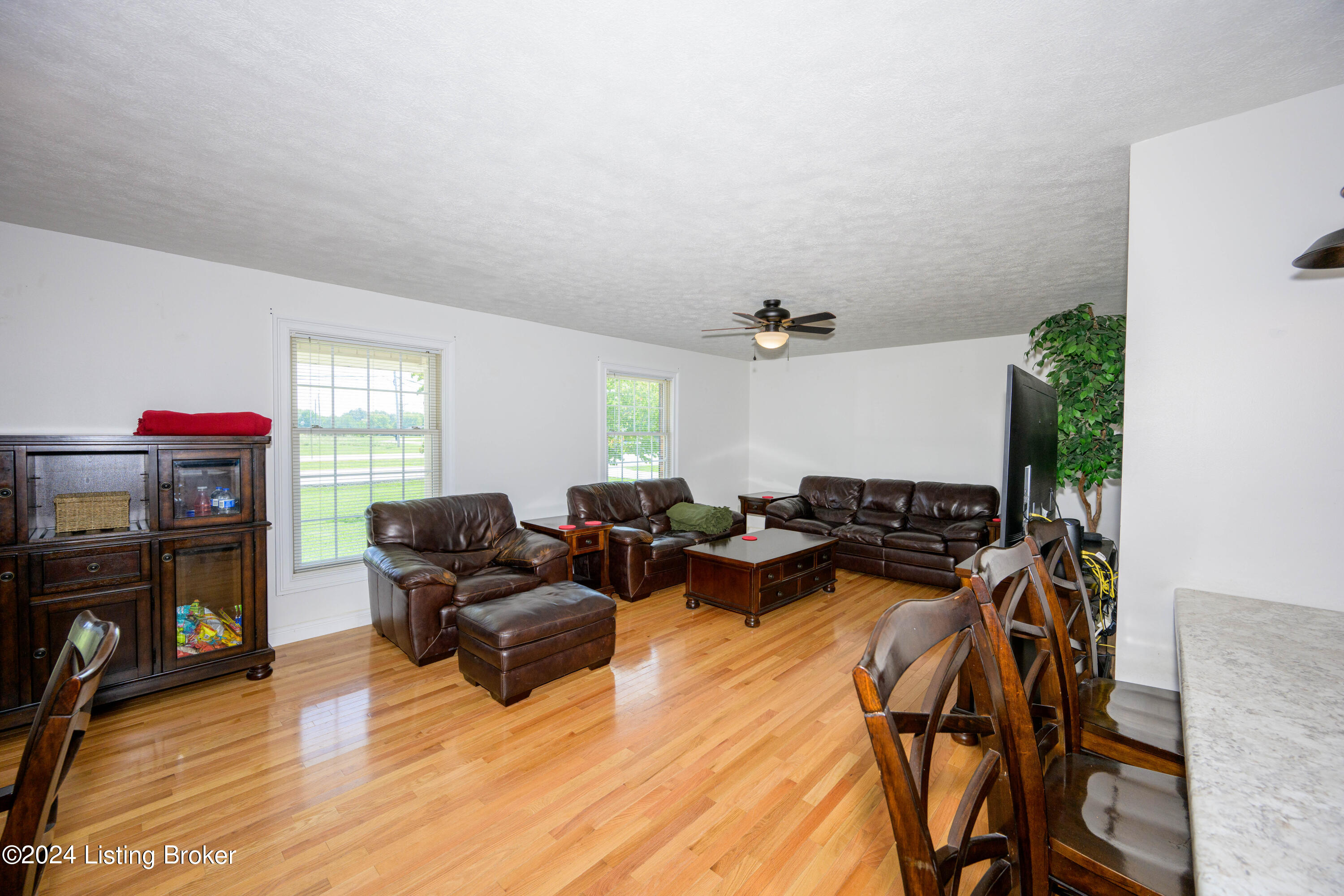 1387 S Logsdon Pkwy, Radcliff, Kentucky image 18