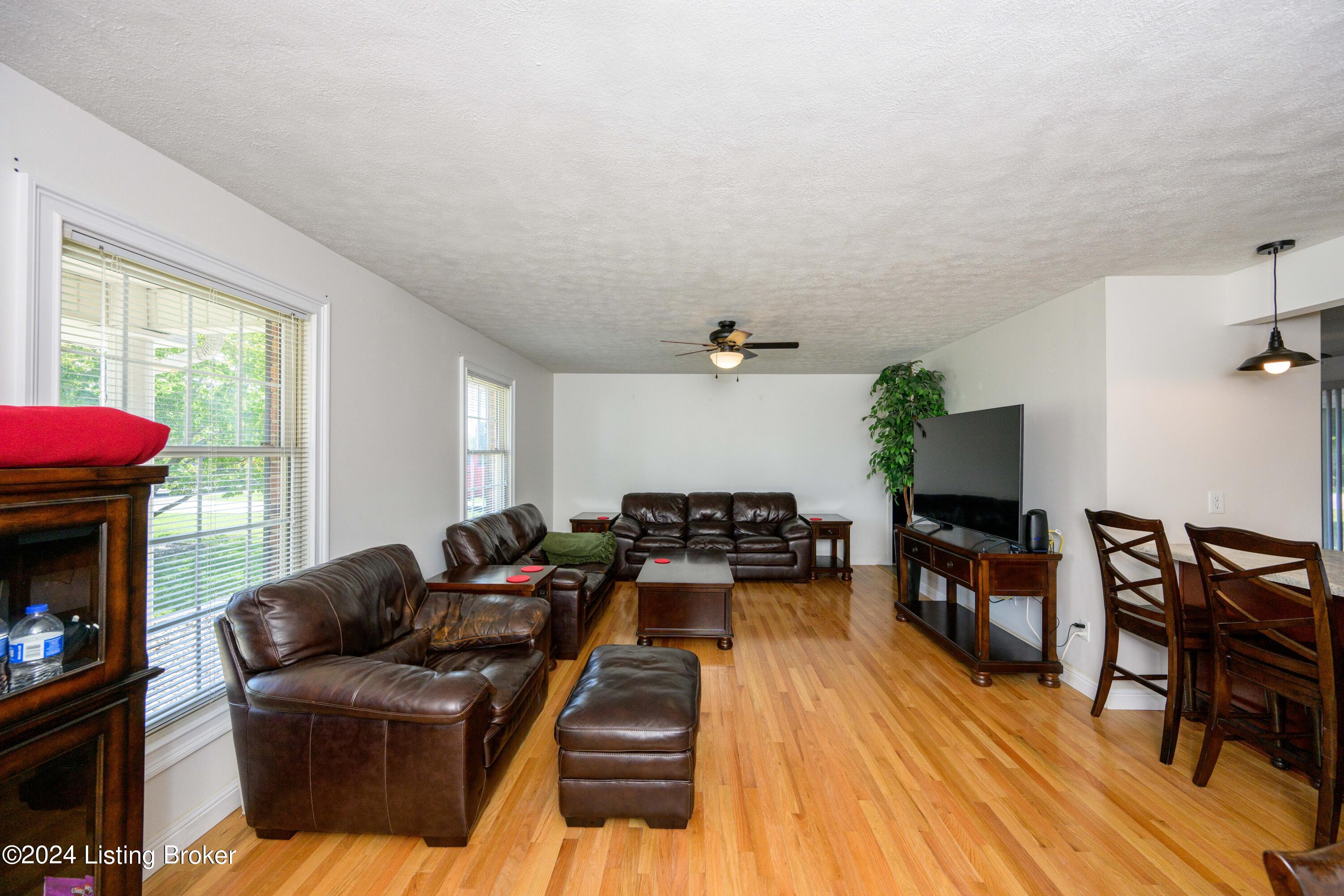 1387 S Logsdon Pkwy, Radcliff, Kentucky image 17