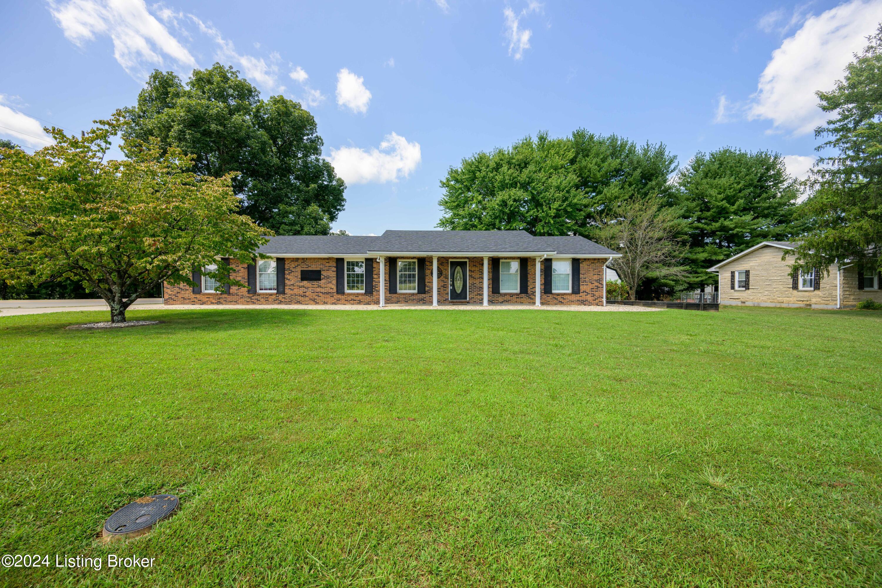 1387 S Logsdon Pkwy, Radcliff, Kentucky image 1