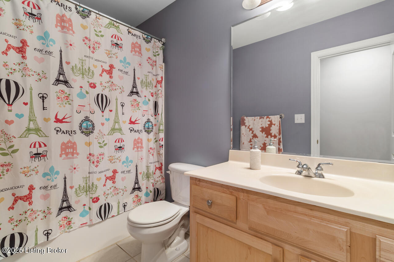 4705 Holly Forest Ct, Louisville, Kentucky image 38
