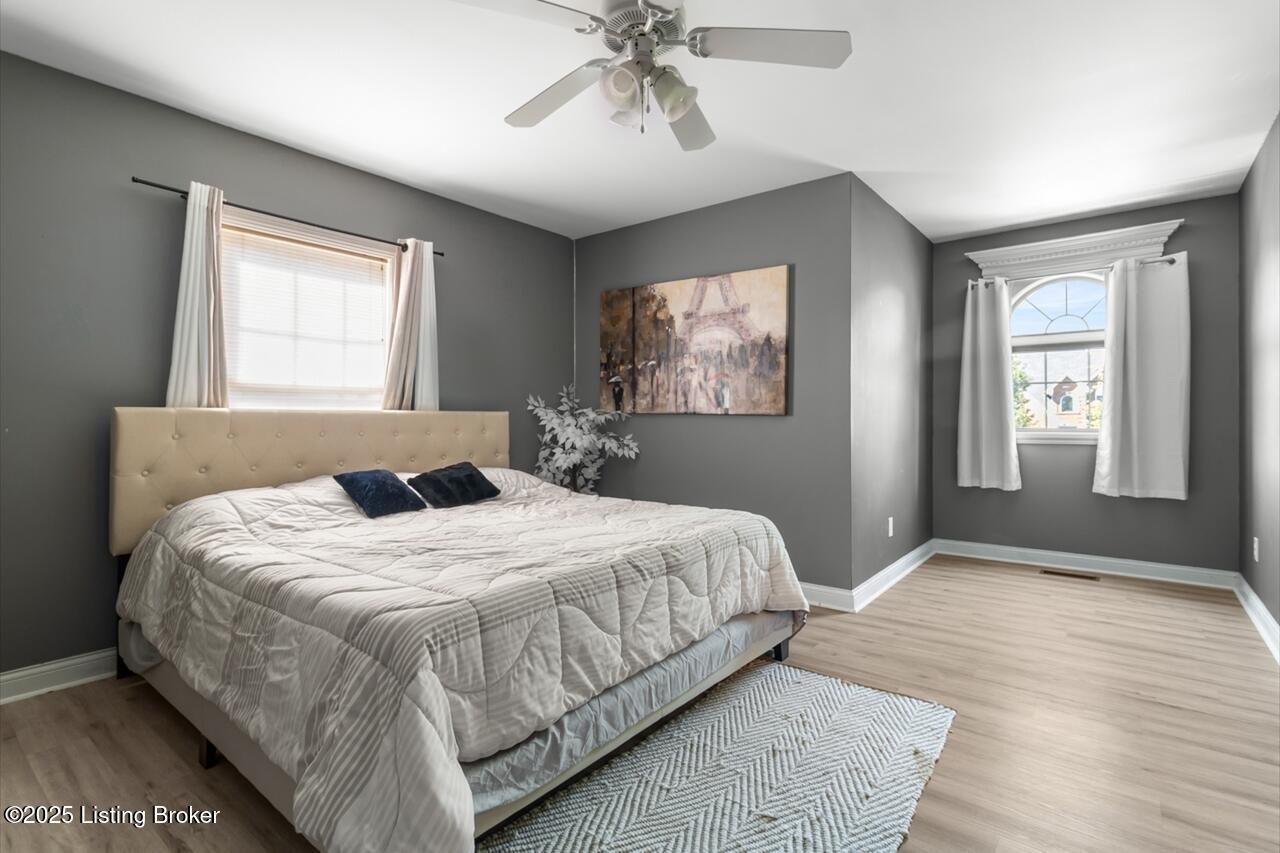4705 Holly Forest Ct, Louisville, Kentucky image 40