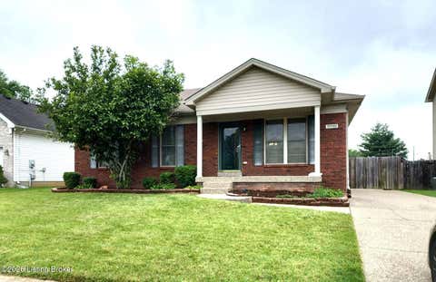 Homes For Rent - 11110 Sandwood Pl<br/> Louisville, KY 40272