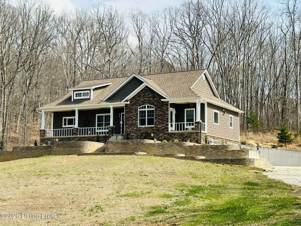 Photo of 400 Sam Goodman Rd, Munfordville, KY 42765 (MLS # 1712198)