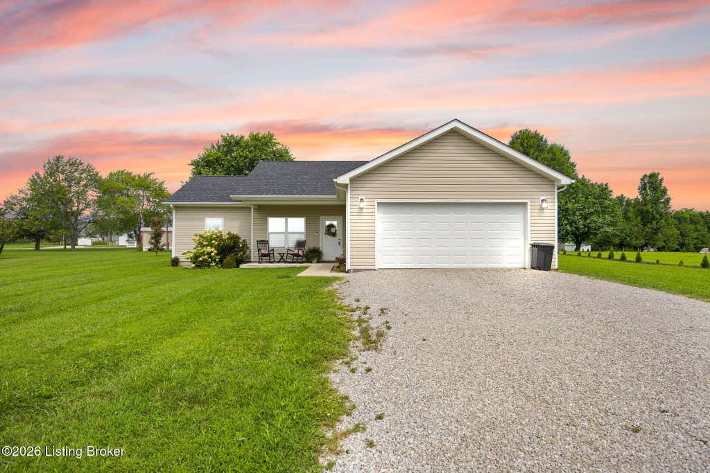 Photo of 515 Bonita St, Clarkson, KY 42726 (MLS # 1725881)