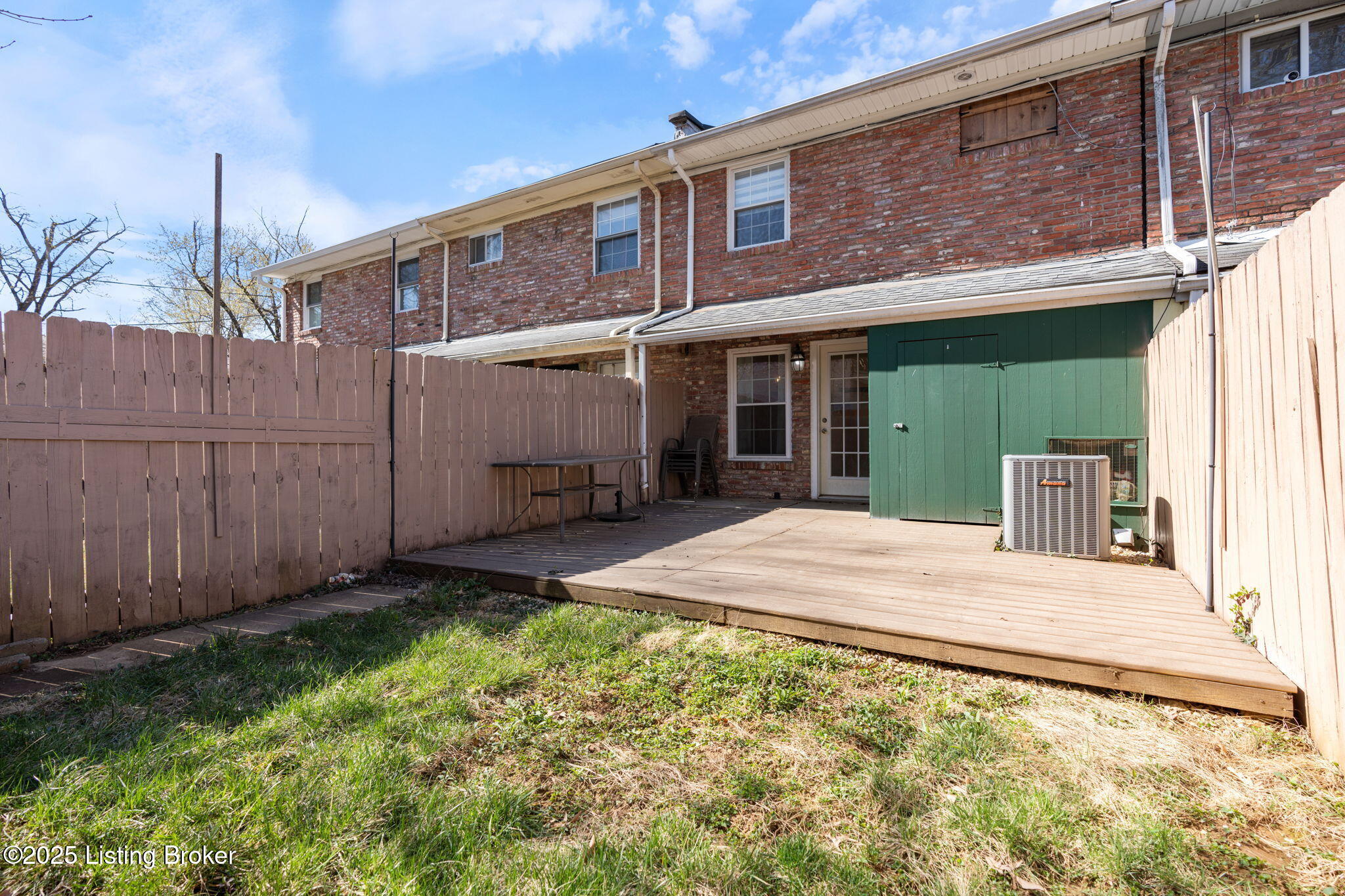 2807 Coleen Ct, Louisville, Kentucky image 3