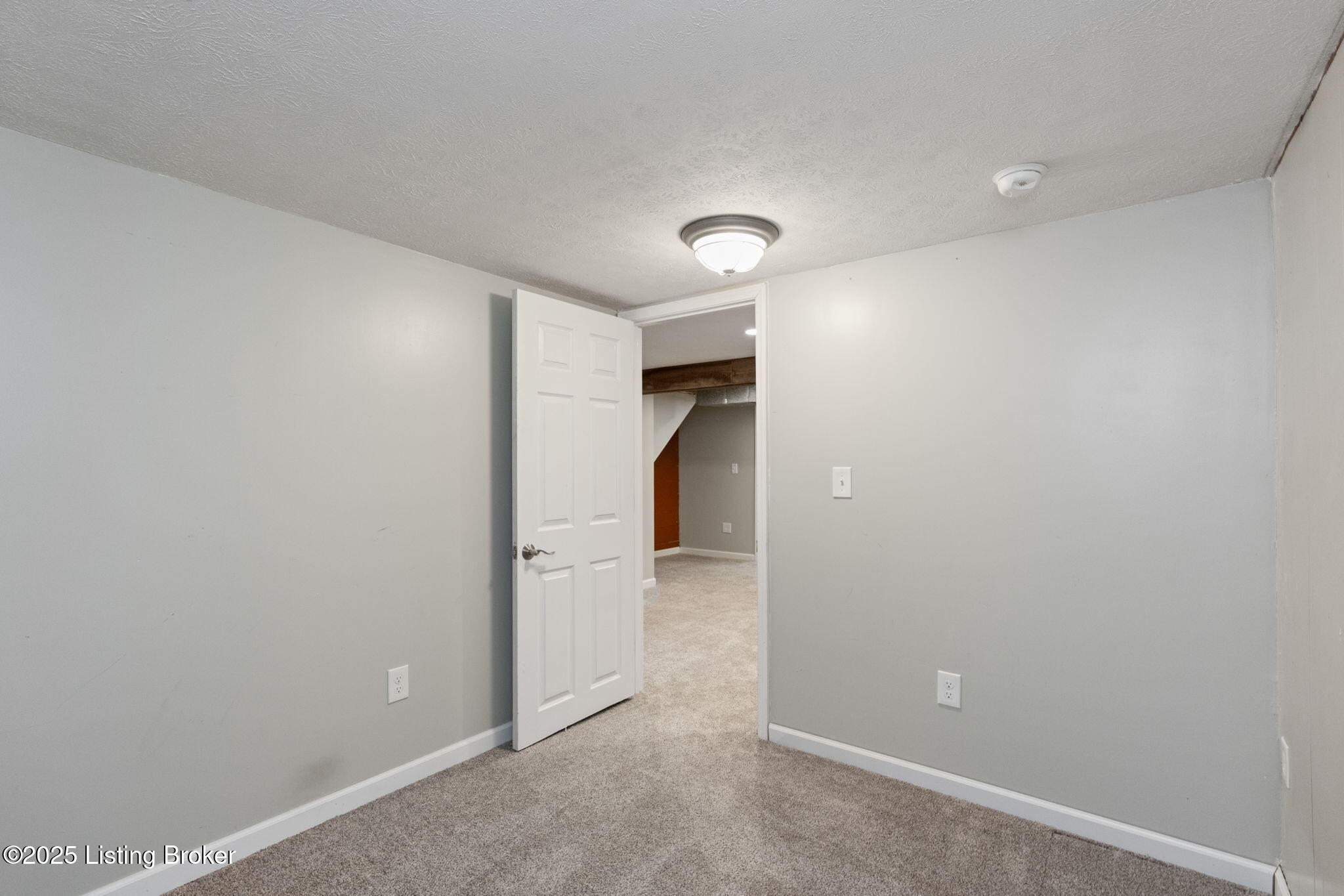 2807 Coleen Ct, Louisville, Kentucky image 34