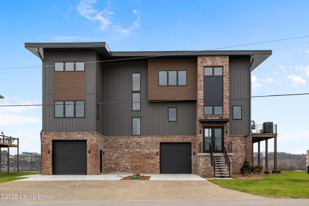 Photo of 6904 Beachland Bch Rd, Prospect, KY 40059 (MLS # 1704762)