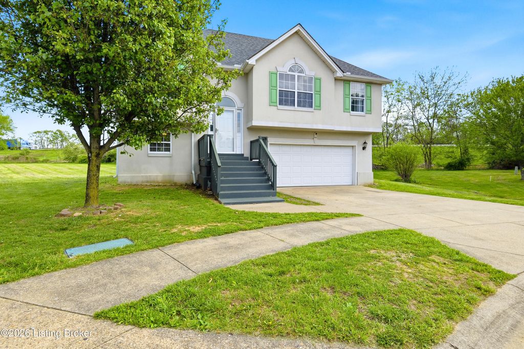 Photo of 3028 Mason Way, Shelbyville, KY 40065 (MLS # 1714588)