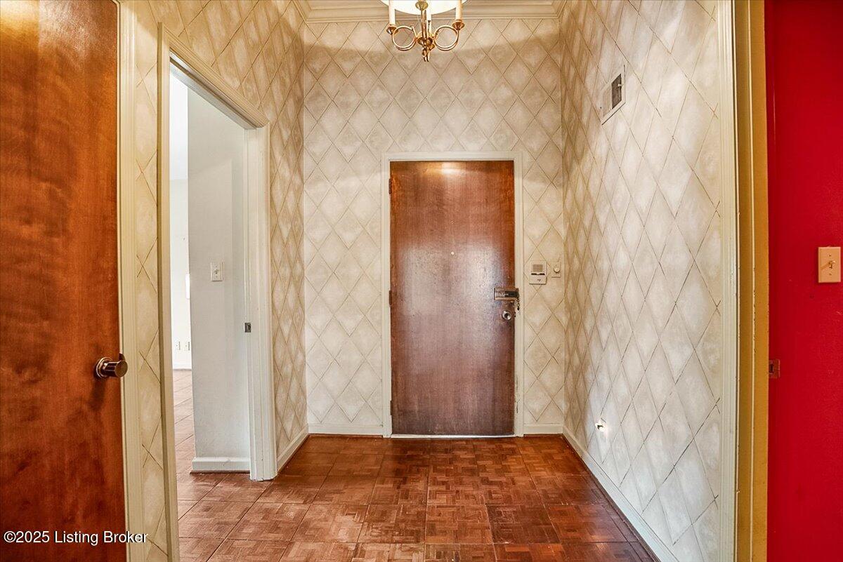 2500 Glenmary Ave #APT 303, Louisville, Kentucky image 4