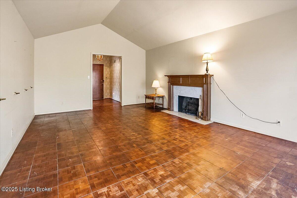 2500 Glenmary Ave #APT 303, Louisville, Kentucky image 8