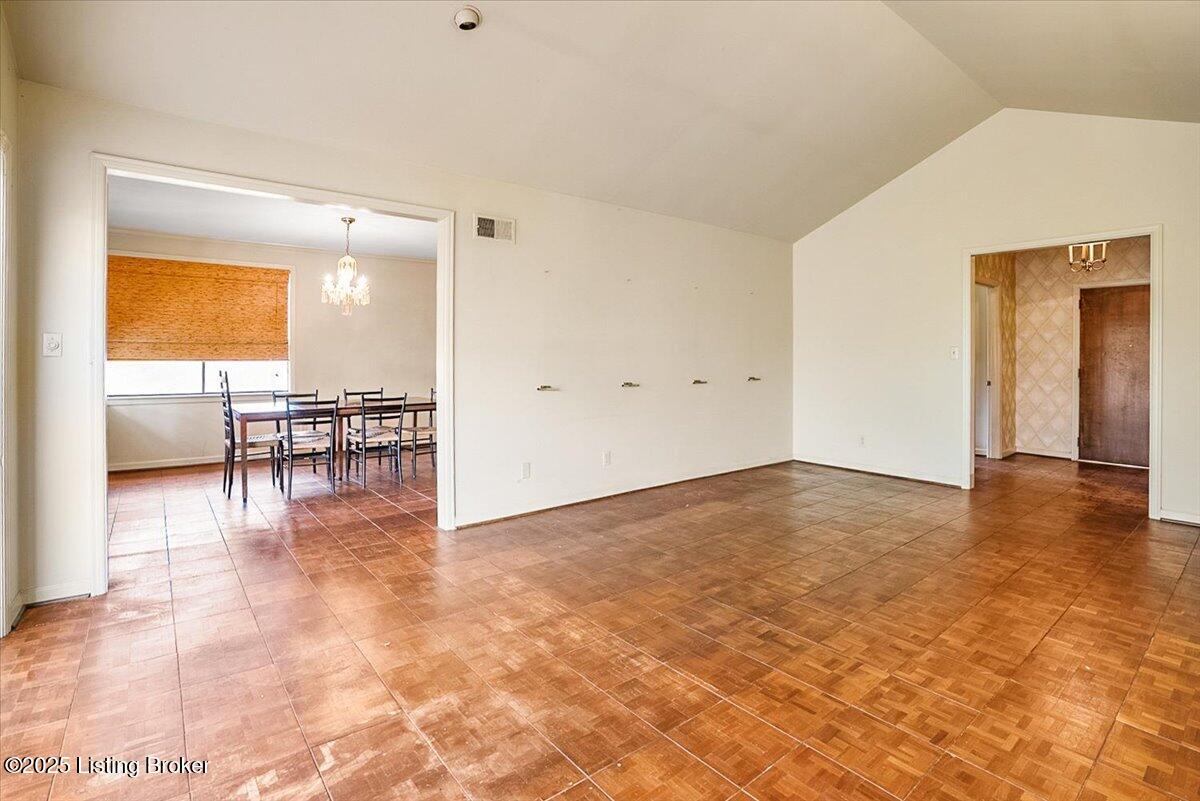 2500 Glenmary Ave #APT 303, Louisville, Kentucky image 9