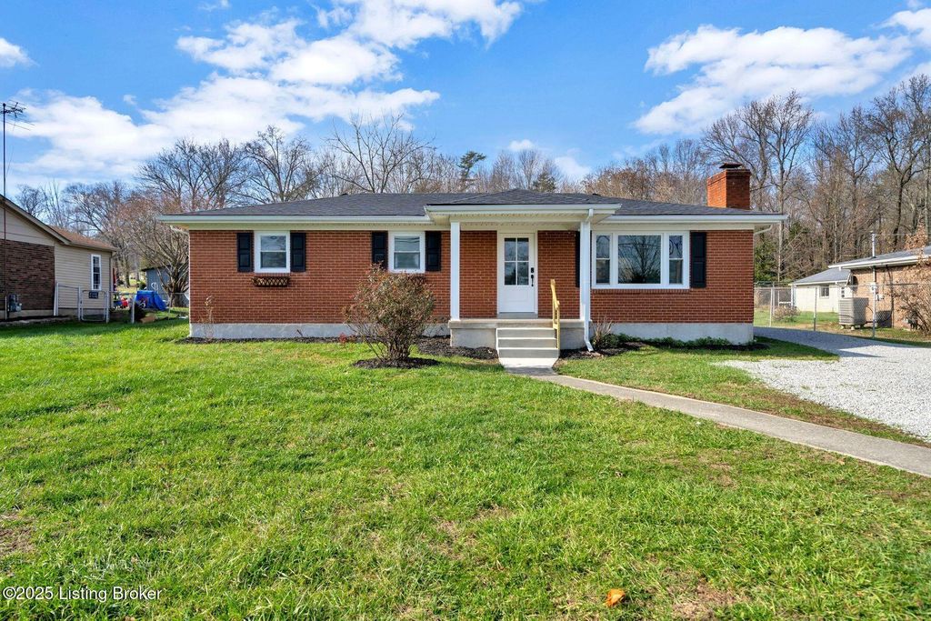 Photo of 2753 Coral Ridge Rd, Brooks, KY 40109 (MLS # 1704558)