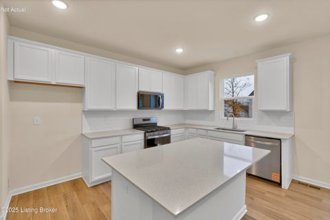 Tiny photo for 3605 Millstone Ct, La Grange, KY 40031 (MLS # 1729404)