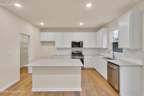 Tiny photo for 3605 Millstone Ct, La Grange, KY 40031 (MLS # 1729404)