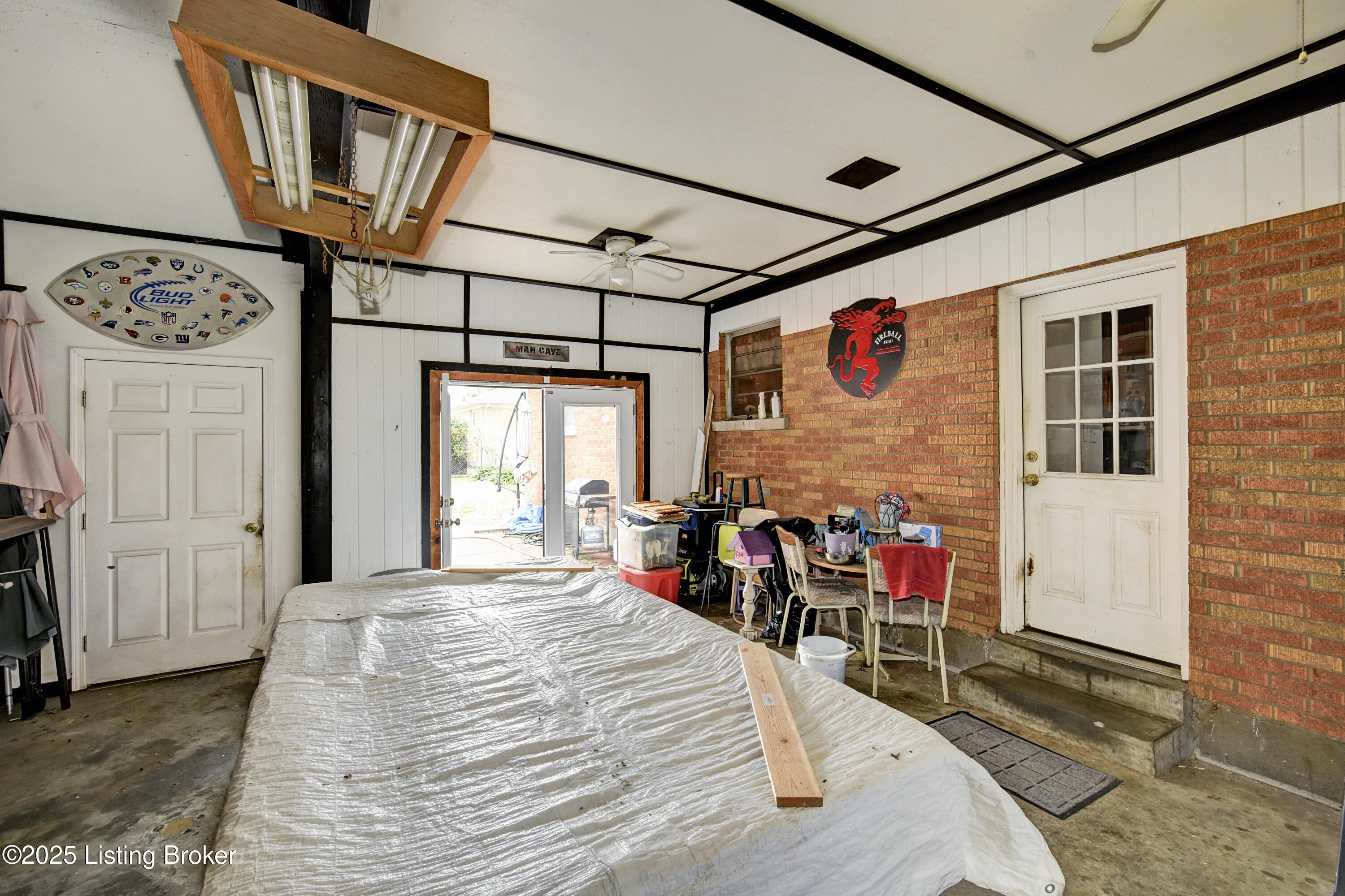 5201 Famous Way, Louisville, Pennsylvania image 32