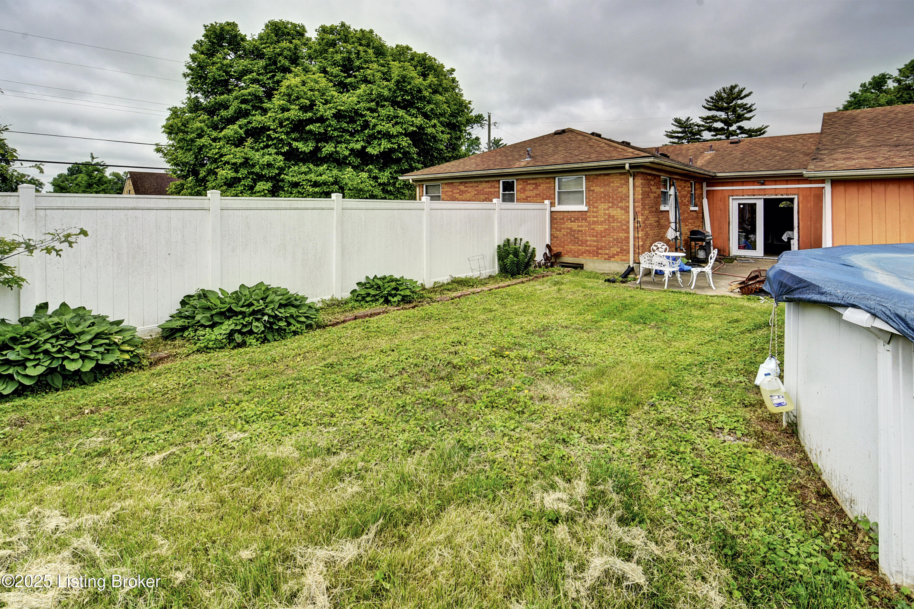 5201 Famous Way, Louisville, Pennsylvania image 38