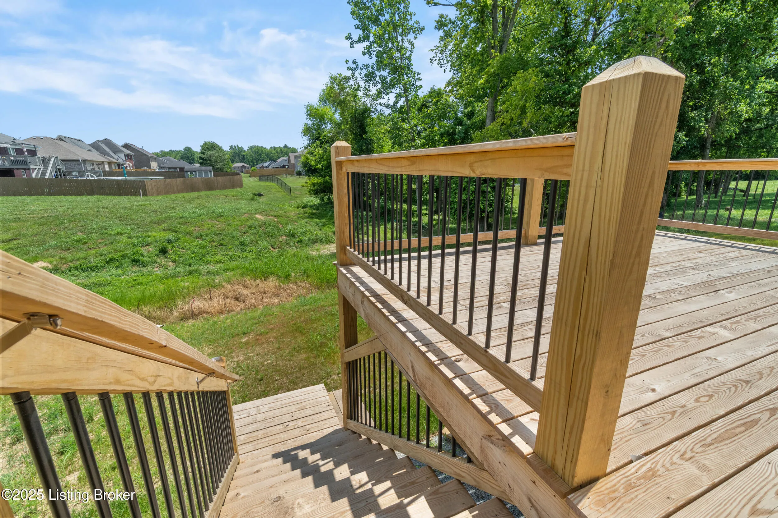 Louisville, Kentucky 40272, United States, 3 Bedrooms Bedrooms, ,3 BathroomsBathrooms,Residential,Active,7857