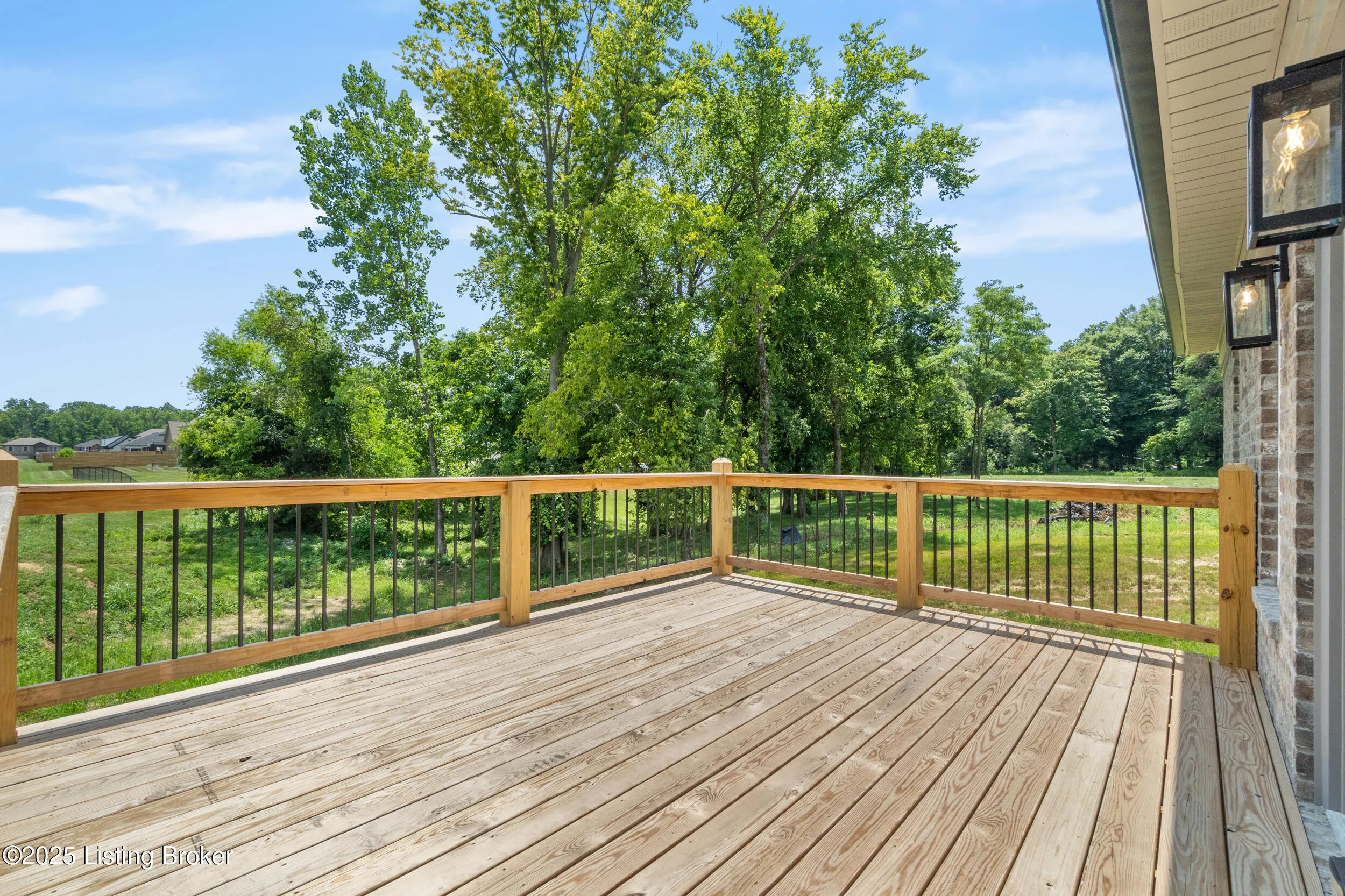 Louisville, Kentucky 40272, United States, 3 Bedrooms Bedrooms, ,3 BathroomsBathrooms,Residential,Active,7857