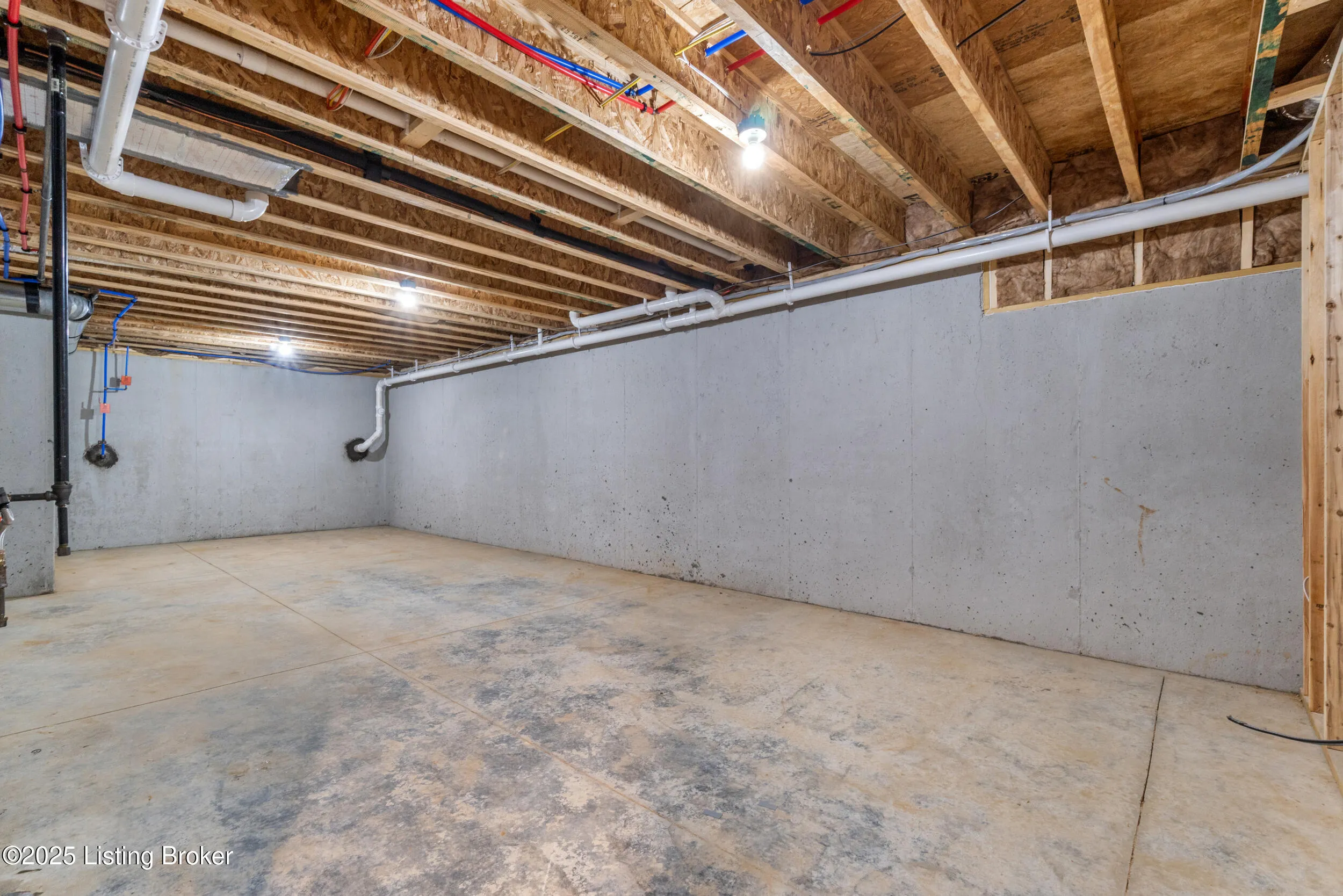 Louisville, Kentucky 40272, United States, 3 Bedrooms Bedrooms, ,3 BathroomsBathrooms,Residential,Active,7857