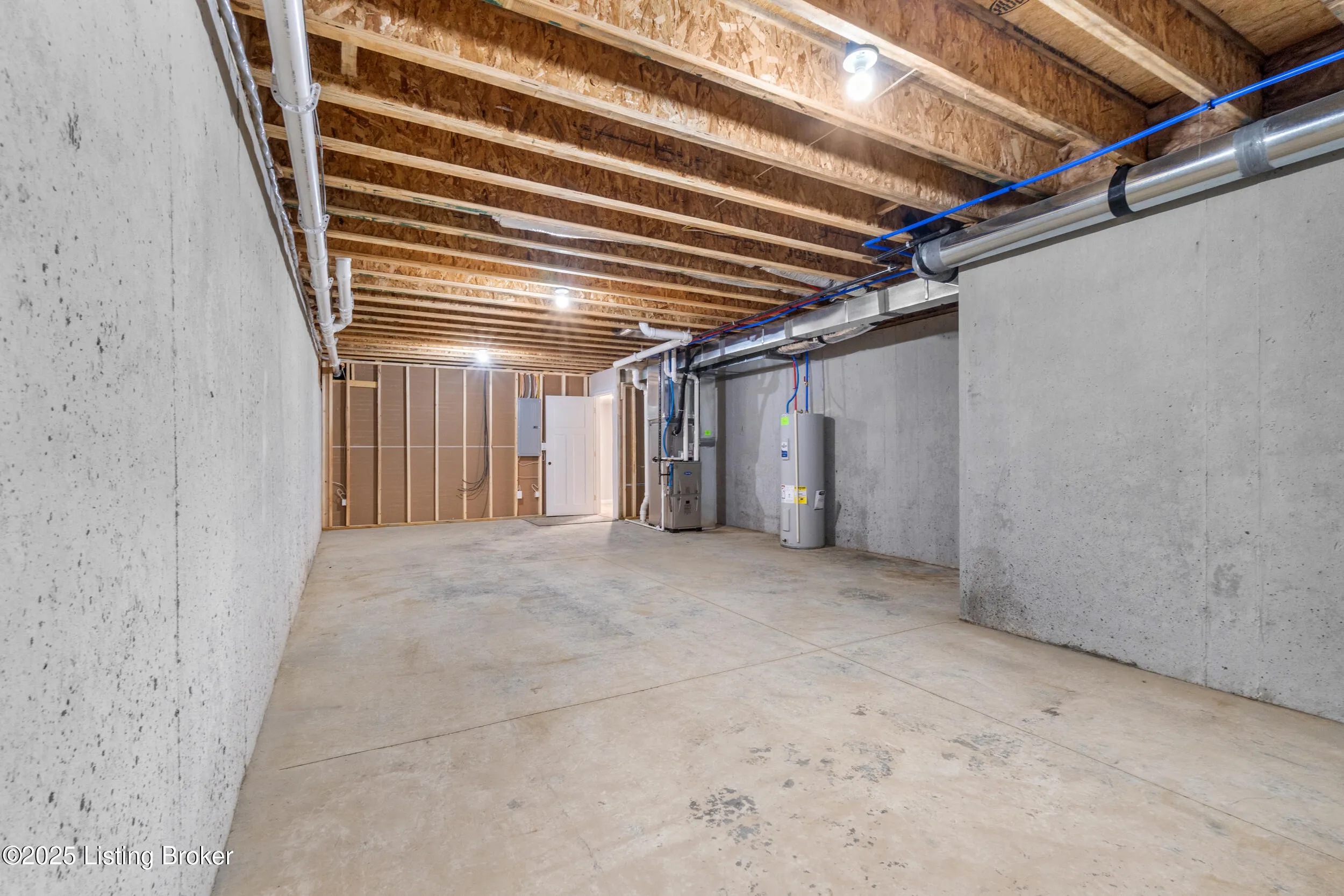 Louisville, Kentucky 40272, United States, 3 Bedrooms Bedrooms, ,3 BathroomsBathrooms,Residential,Active,7857