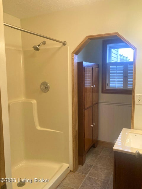 Tiny photo for 480 Nat Rogers Rd, New Haven, KY 40051 (MLS # 1729794)