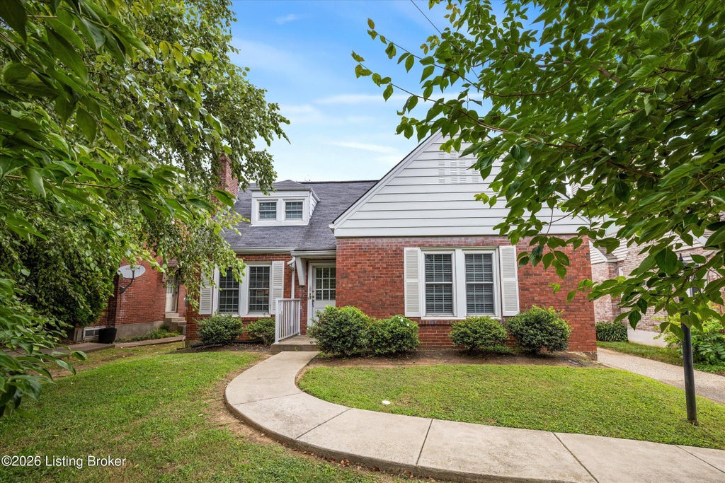 Photo of 2625 Drayton Dr, Louisville, KY 40205 (MLS # 1724137)