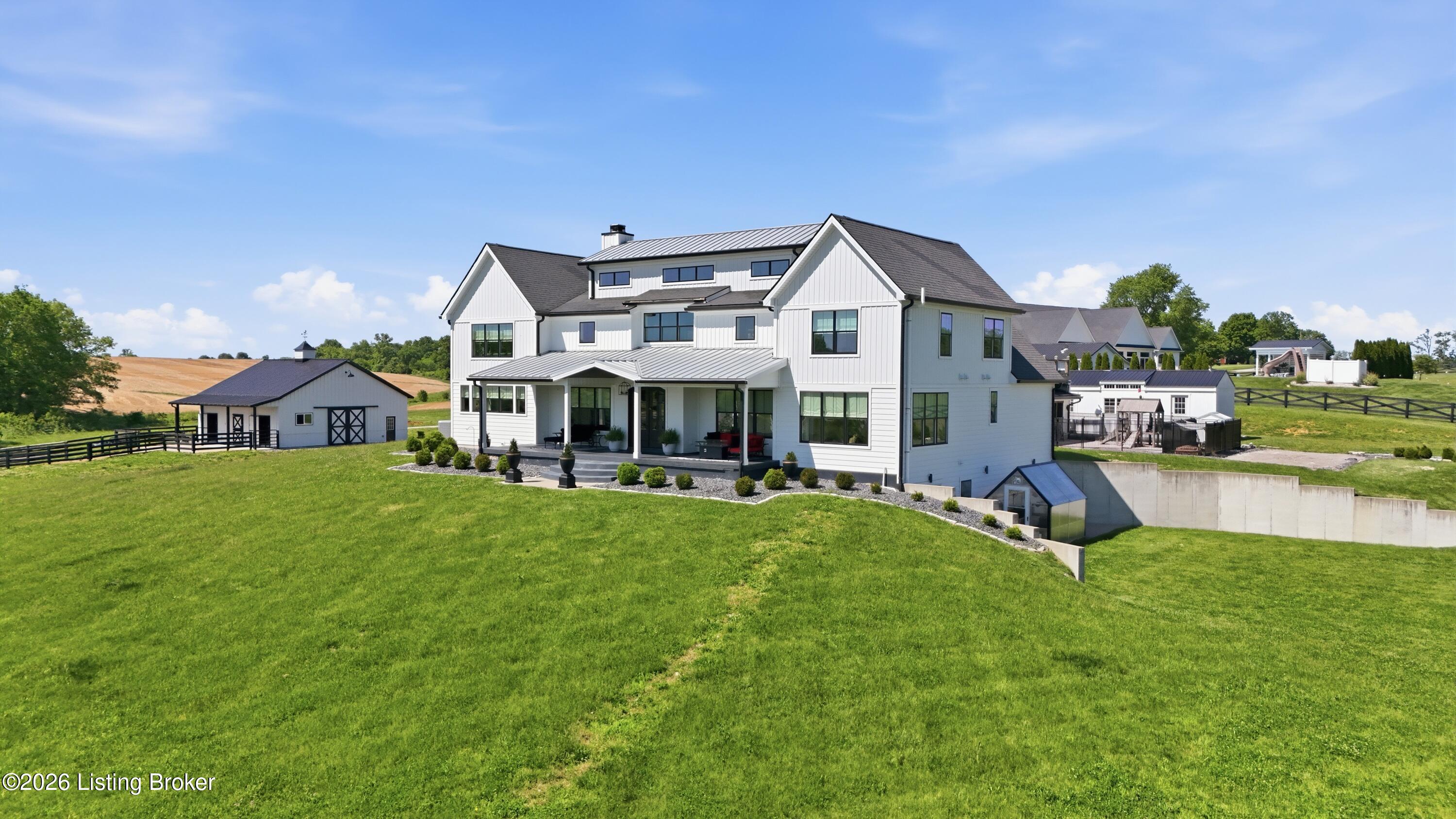 Shelbyville, Kentucky, 40065, United States, 5 Bedrooms Bedrooms, ,5 BathroomsBathrooms,Residential,Contingent,2052089