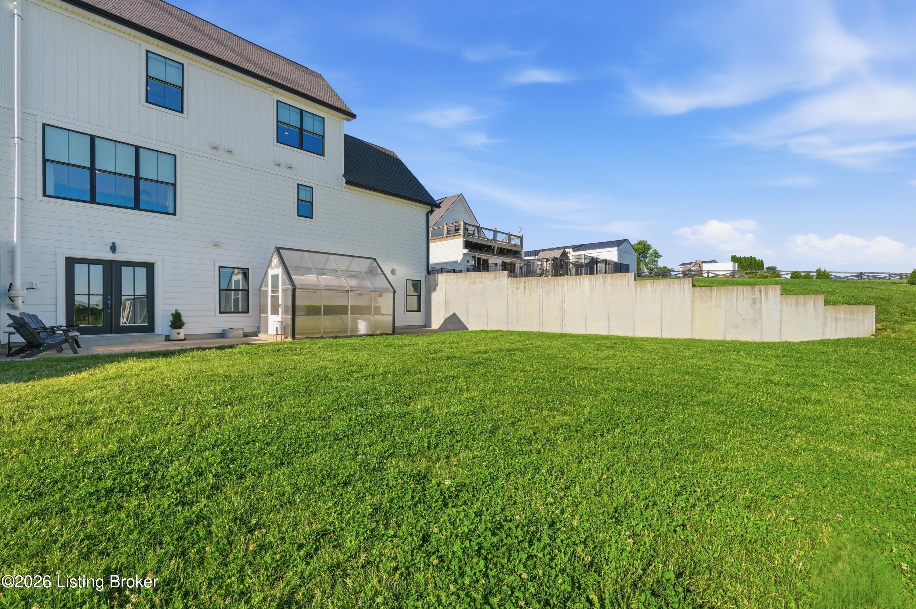Shelbyville, Kentucky, 40065, United States, 5 Bedrooms Bedrooms, ,5 BathroomsBathrooms,Residential,Contingent,2052089