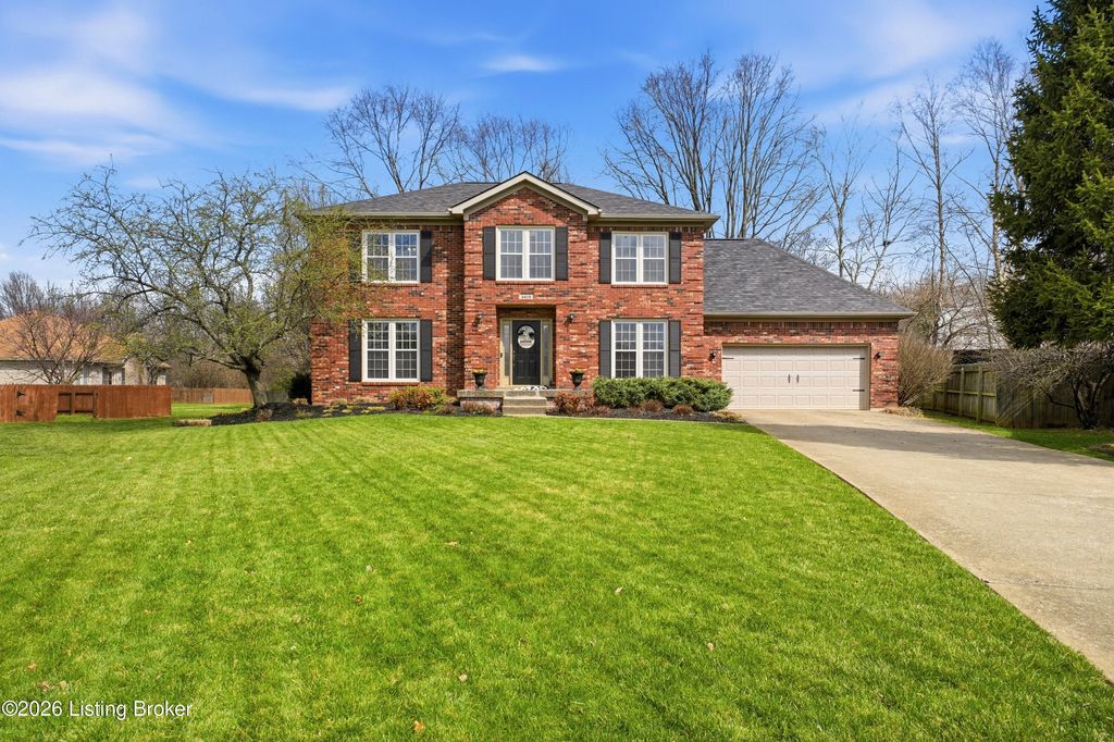 Photo of 3419 Brookhollow Dr, Louisville, KY 40220 (MLS # 1711172)