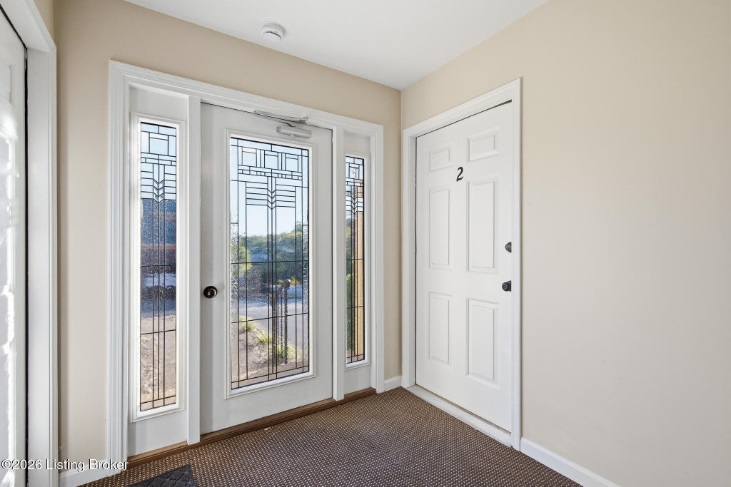 Photo of 4001 Stoneview Dr #Unit 2, Louisville, KY 40207 (MLS # 1731519)