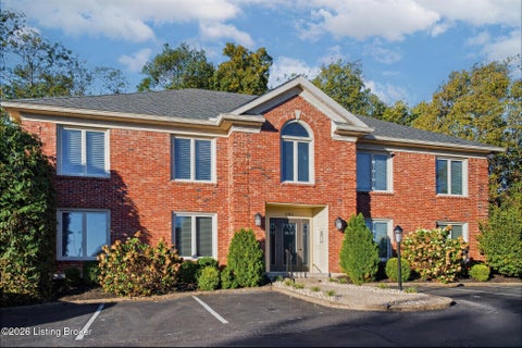 Condo For Sale - 4001 Stoneview Dr #UNIT 2<br/> Louisville, KY 40207