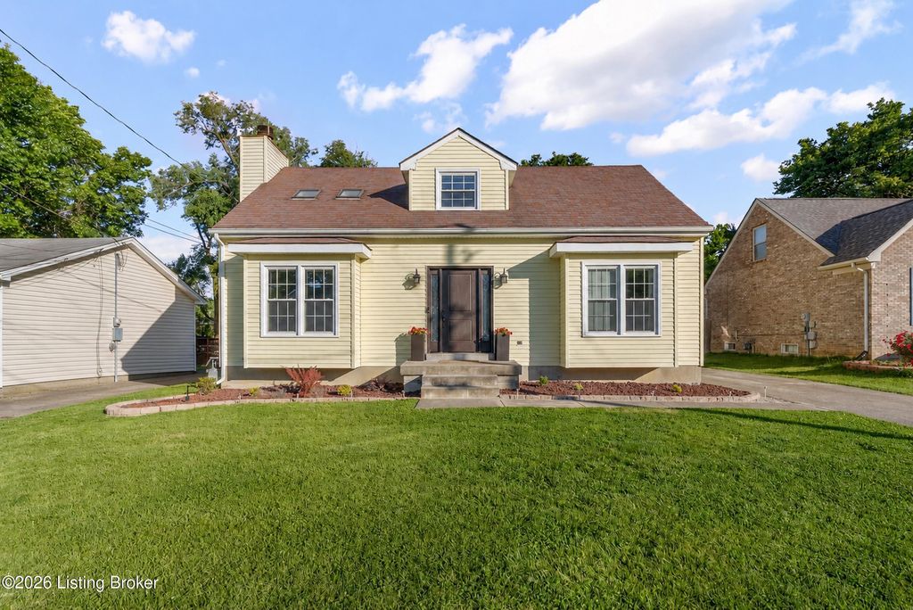 Photo of 4220 Milo Dr, Louisville, KY 40218 (MLS # 1717267)
