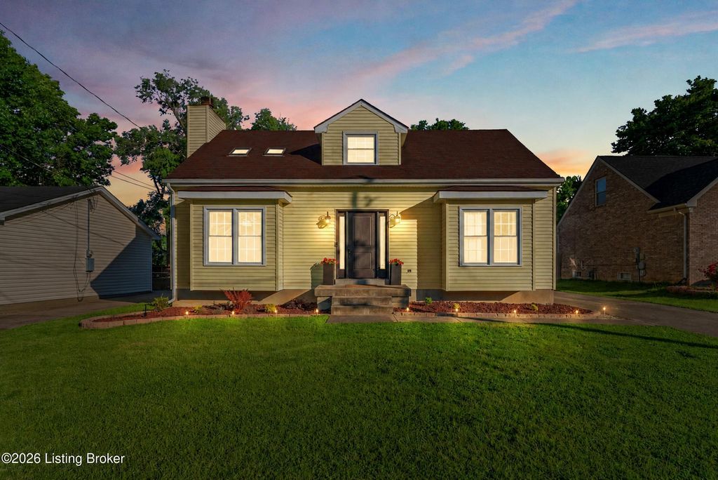 Photo of 4220 Milo Dr, Louisville, KY 40218 (MLS # 1717267)