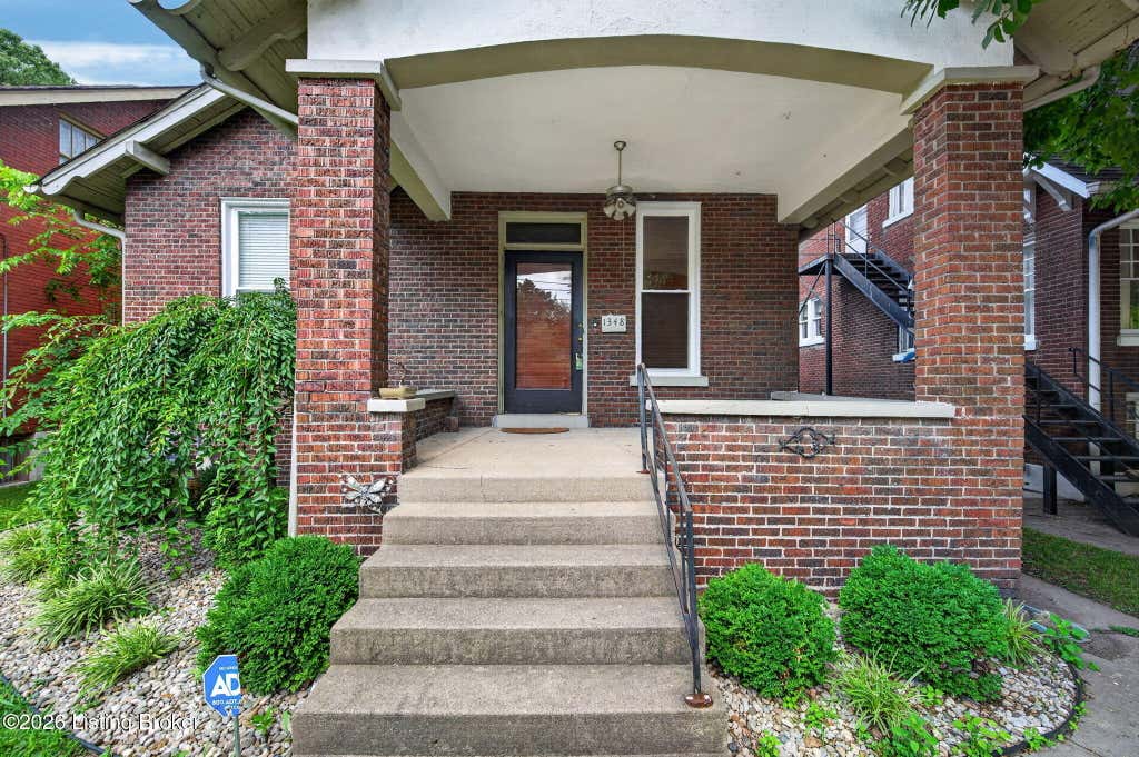 Photo of 1348 S Brook St, Louisville, KY 40208 (MLS # 1724532)