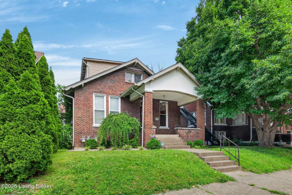 Photo of 1348 S Brook St, Louisville, KY 40208 (MLS # 1724532)