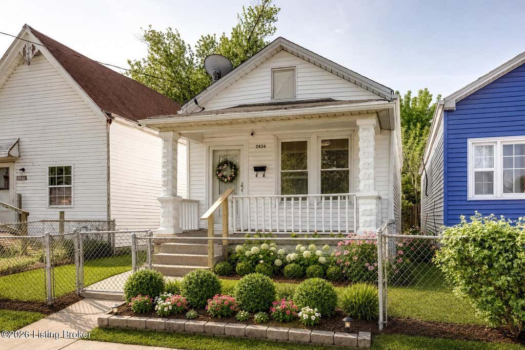 Photo of 2836 Garfield Ave, Louisville, KY 40212 (MLS # 1720254)