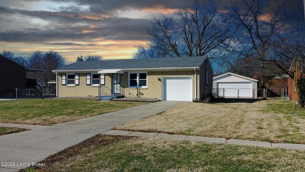 Photo of 11214 Deering Rd, Louisville, KY 40272 (MLS # 1709049)