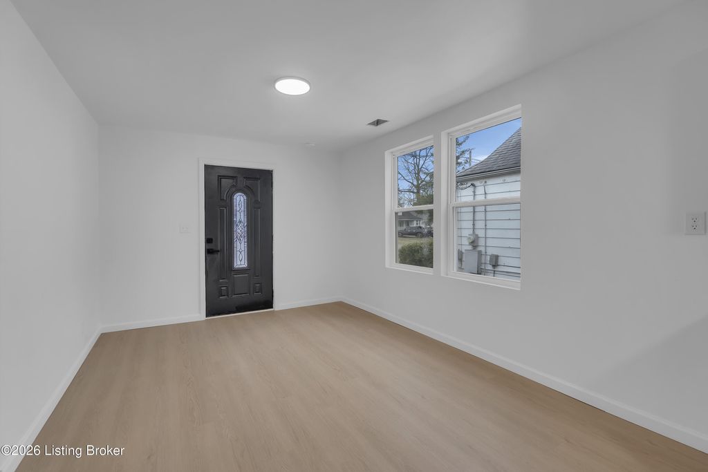 Photo of 625 Inverness Ave, Louisville, KY 40214 (MLS # 1709543)