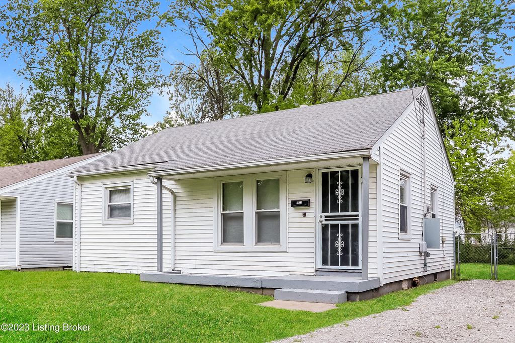 Photo of 3613 Penway Ave, Louisville, KY 40211 (MLS # 1704110)