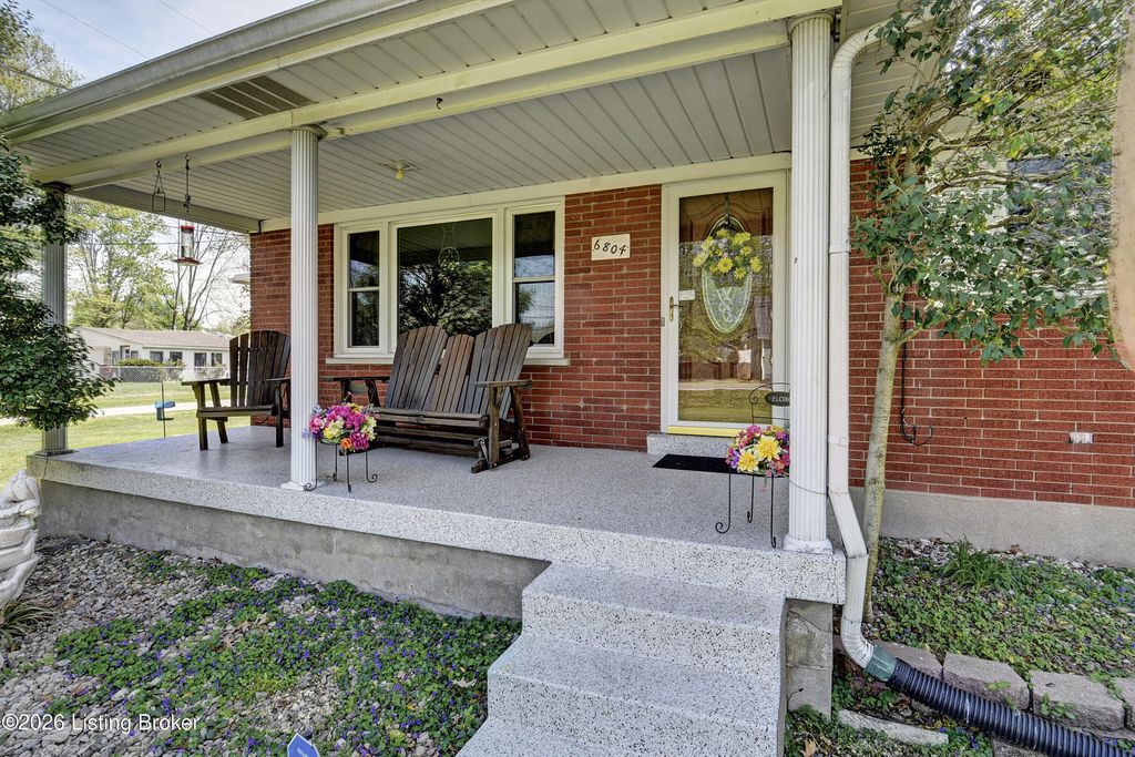 Photo of 6804 Greenwood Rd, Louisville, KY 40258 (MLS # 1715032)