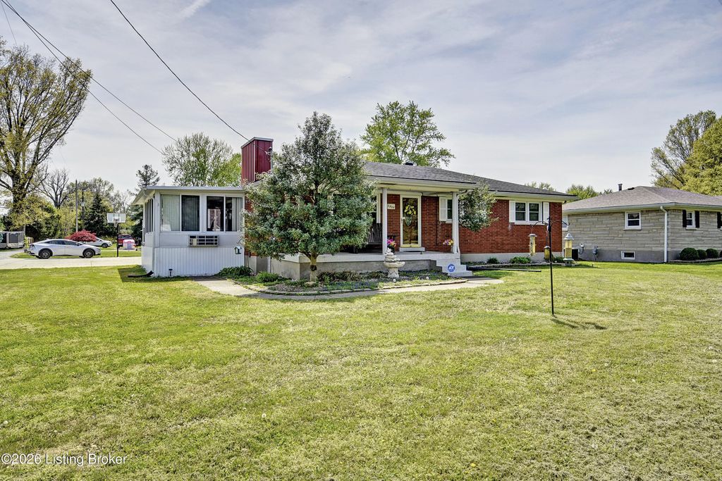 Photo of 6804 Greenwood Rd, Louisville, KY 40258 (MLS # 1715032)