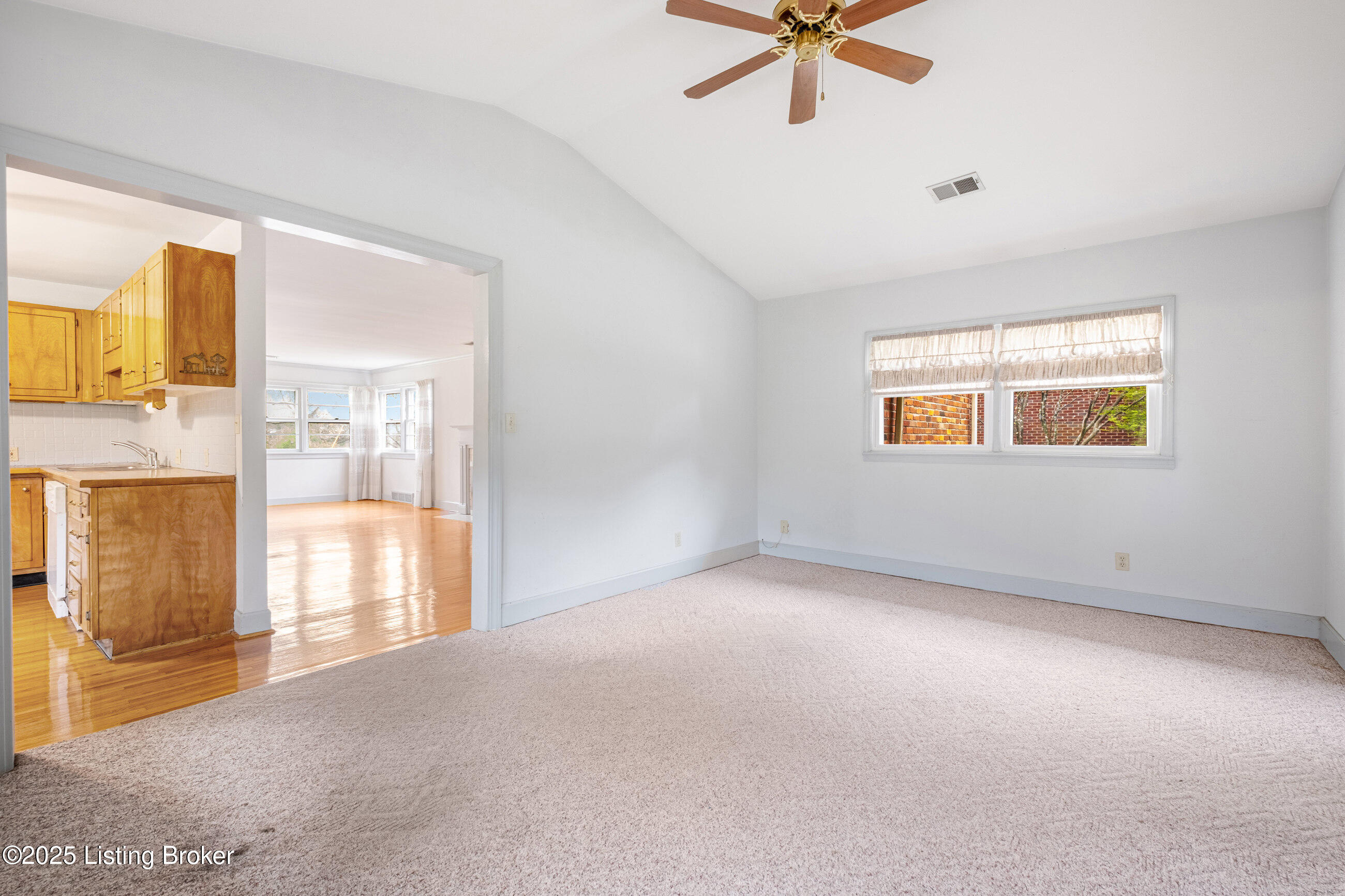 3731 Essex Rd, Louisville, Kentucky image 13