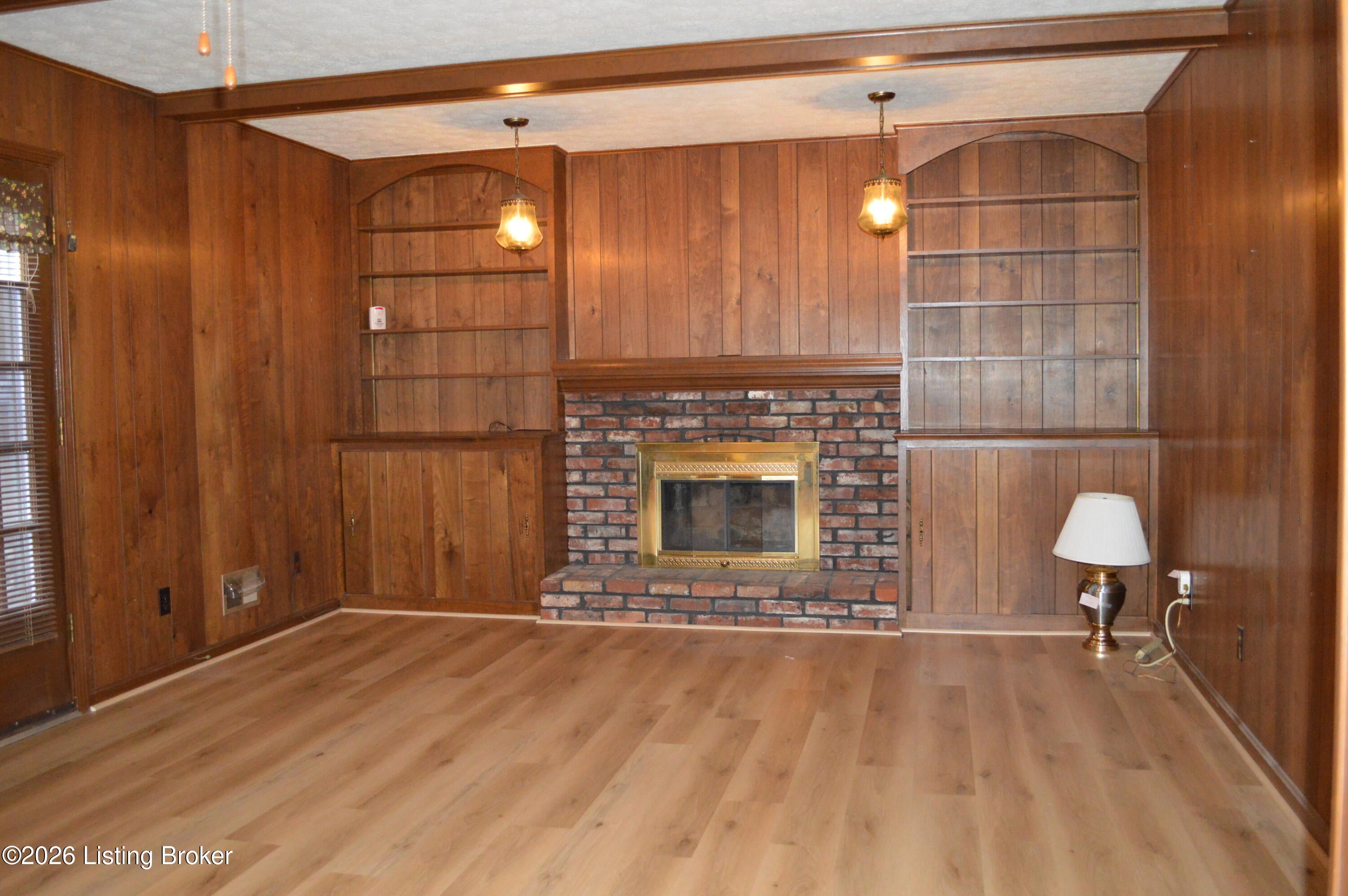 8905 Largo Ct