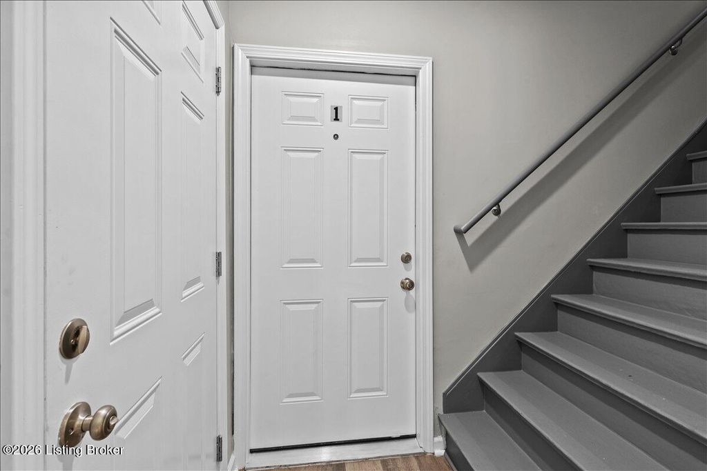 Photo of 1018 S 47th St #1, Louisville, KY 40211 (MLS # 1707093)