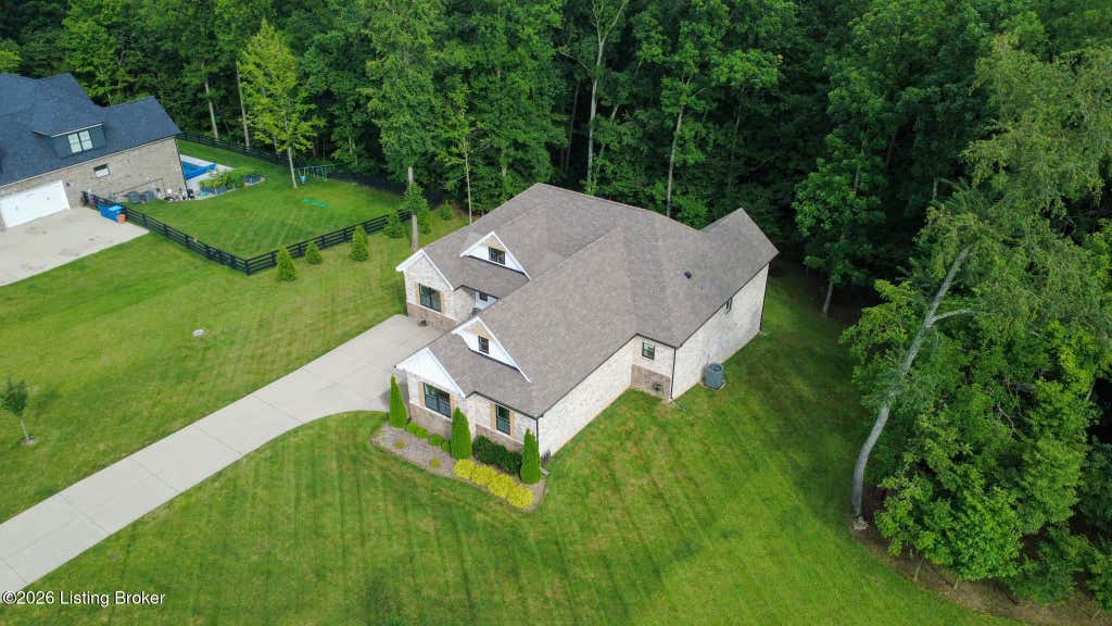 Photo of 4209 Ballard Ridge Ct, Smithfield, KY 40068 (MLS # 1722900)