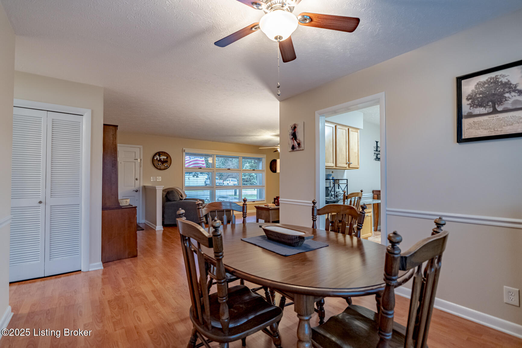 5903 Camden Acres Dr, Crestwood, Pennsylvania image 12